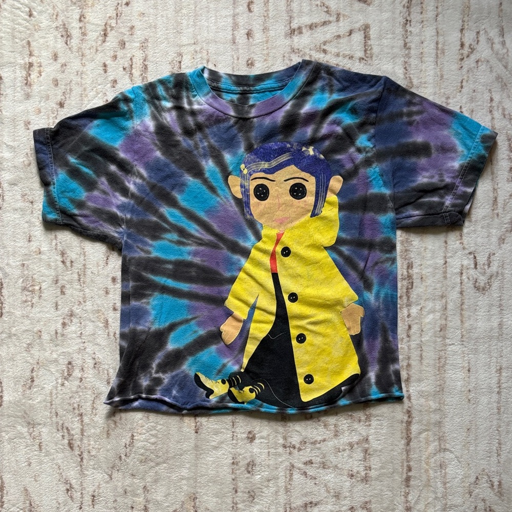 Vibrant Tie-Dye Crop Top with Coraline